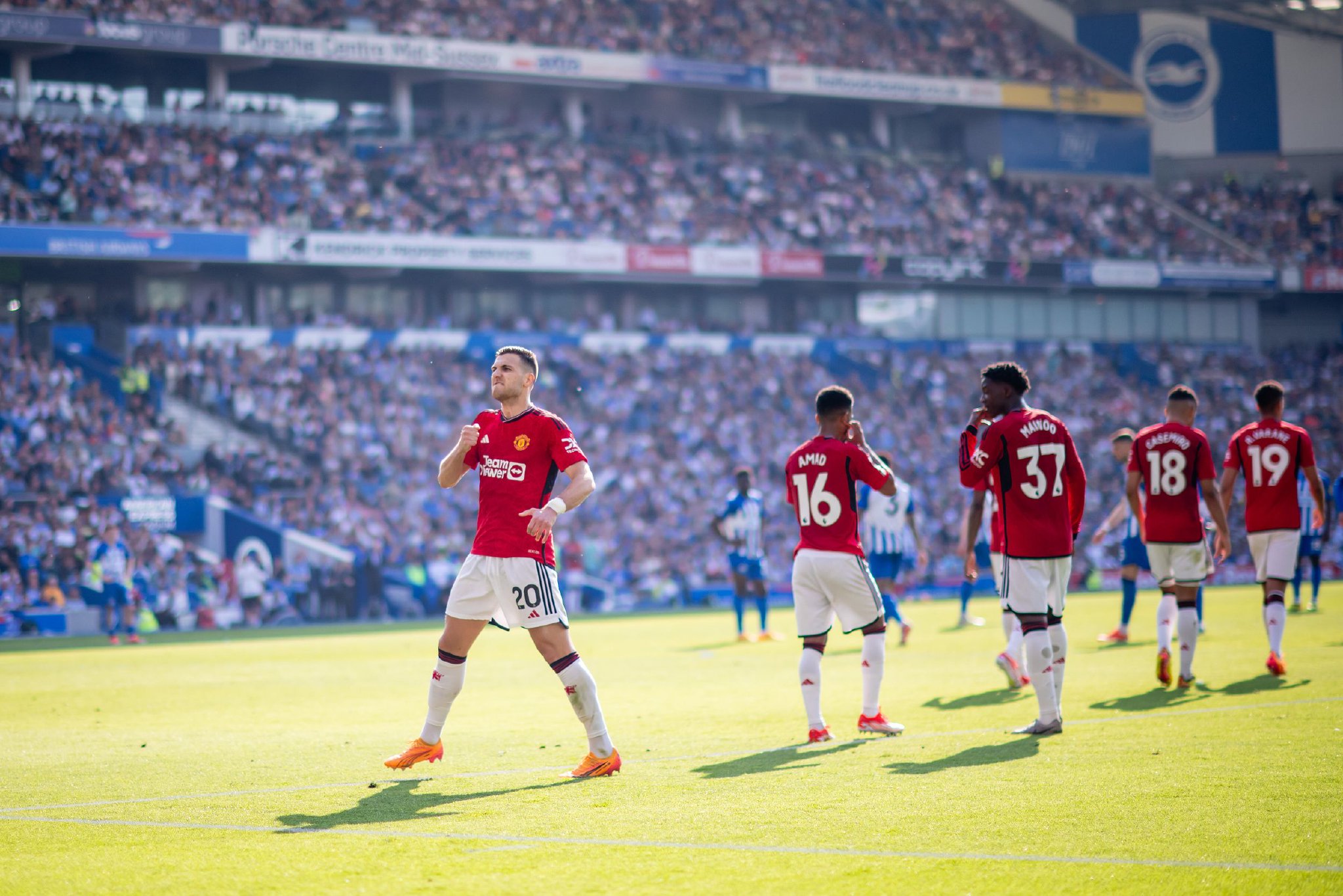 领球队攀登 领球队攀登